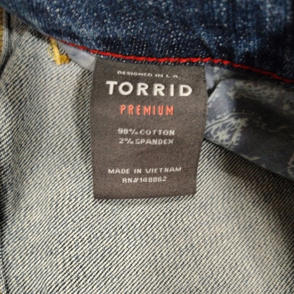 Torrid Jeans - Picture 5 of 8